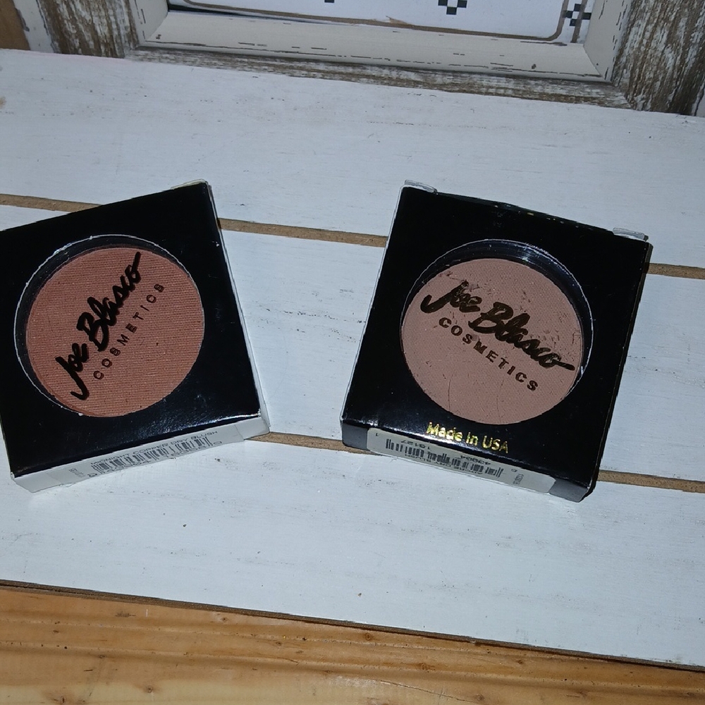 Cosmetics Blush Set - Brown and Tan